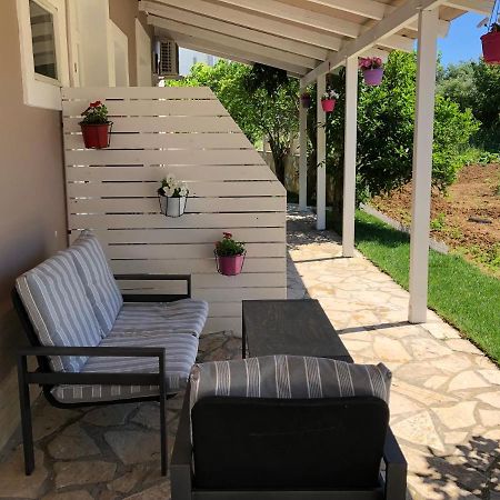 Petros Rooms & Apartments Lixouri Dış mekan fotoğraf