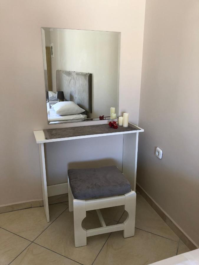 Petros Rooms & Apartments Lixouri Dış mekan fotoğraf