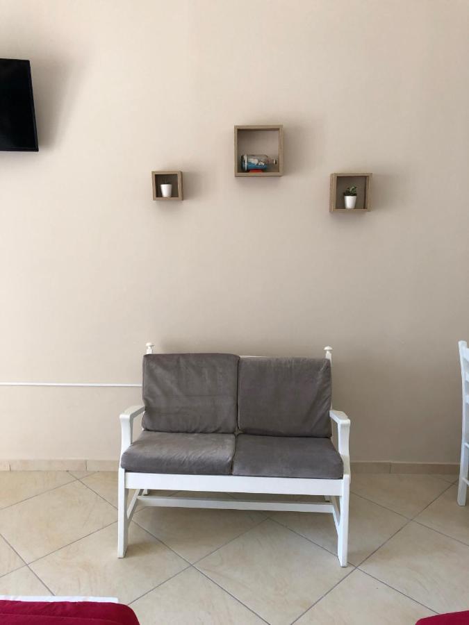 Petros Rooms & Apartments Lixouri Dış mekan fotoğraf